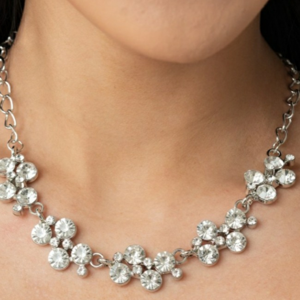 Paparazzi Jewelry Hollywood Hill